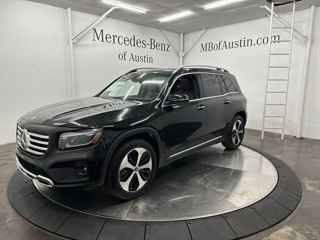 new 2025 Mercedes-Benz GLB 250 car, priced at $53,085