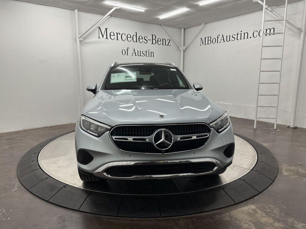 new 2025 Mercedes-Benz GLC 300 car, priced at $60,060