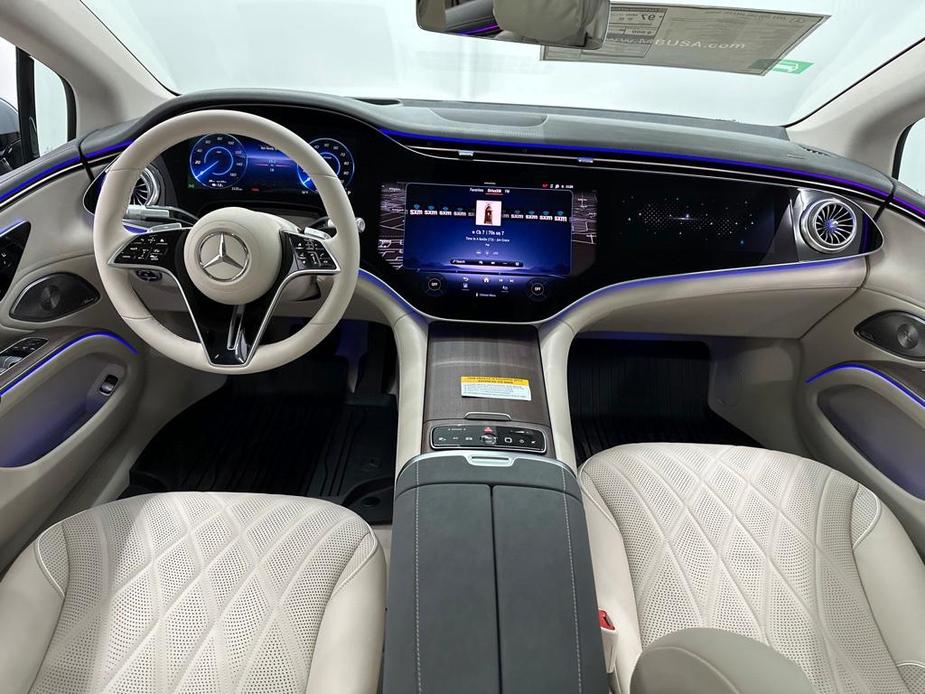 new 2024 Mercedes-Benz EQS 580 car, priced at $119,990