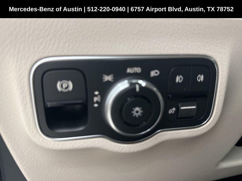 new 2026 Mercedes-Benz GLA 250 car, priced at $49,345