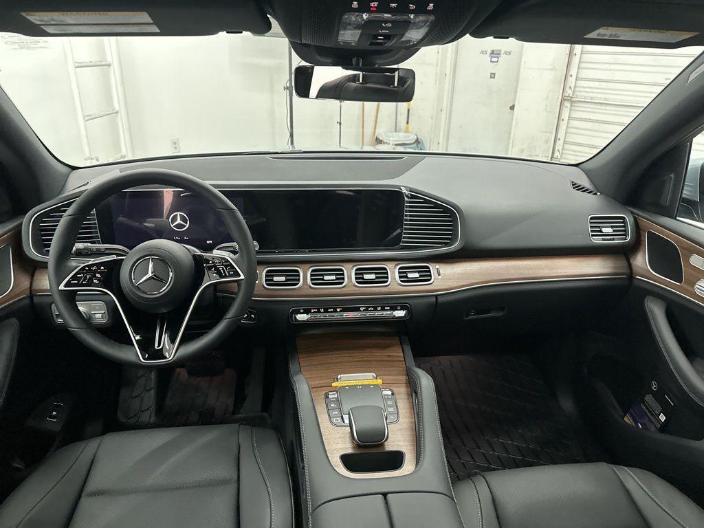 new 2025 Mercedes-Benz GLE 350 car, priced at $69,715