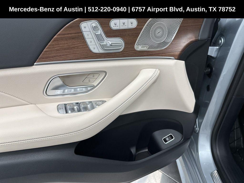 used 2025 Mercedes-Benz GLE 350 car, priced at $71,715