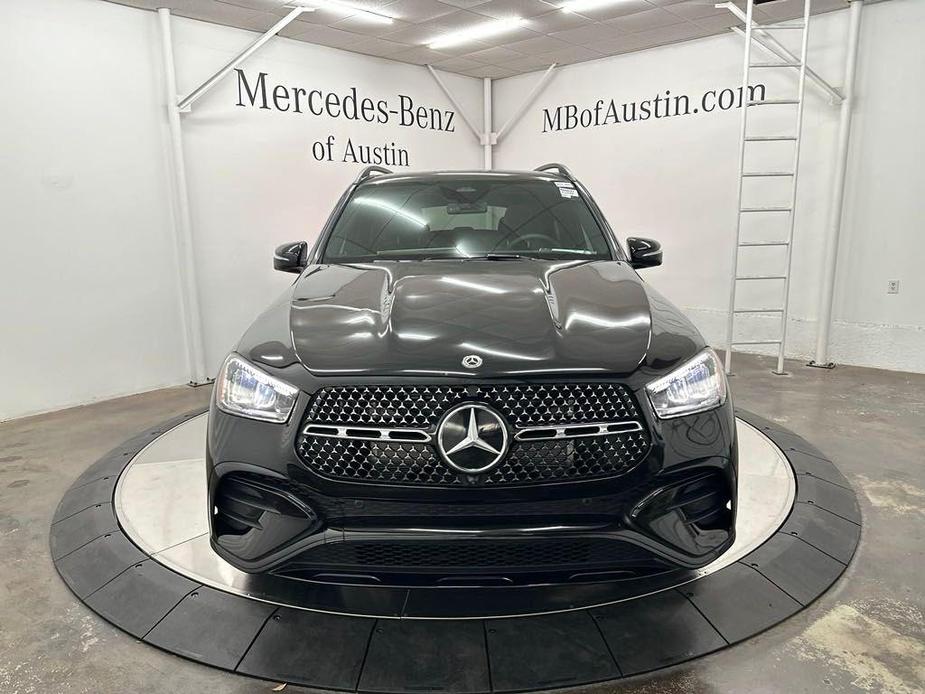 new 2025 Mercedes-Benz GLE 450 car, priced at $81,245