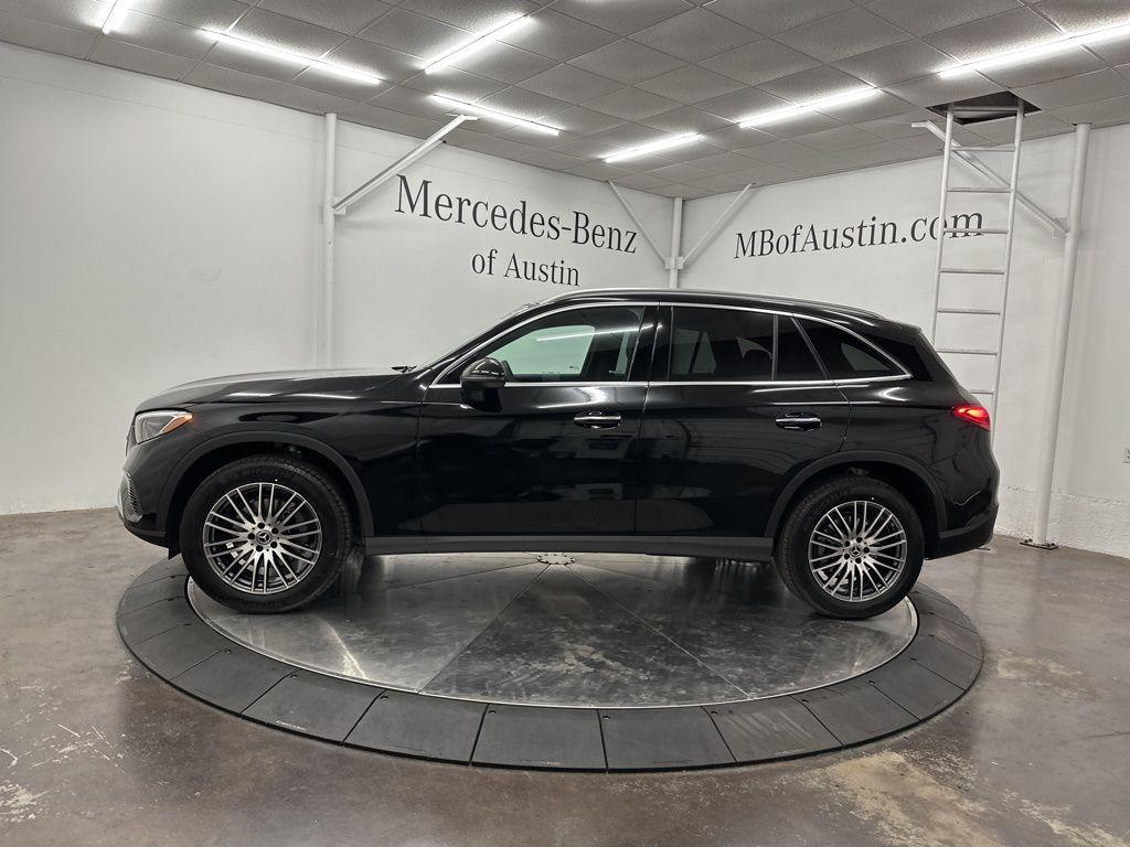 new 2025 Mercedes-Benz GLC 300 car, priced at $52,915