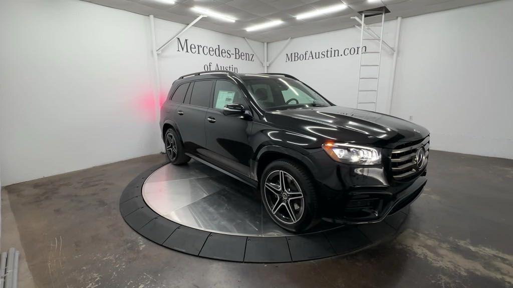 new 2025 Mercedes-Benz GLS 450 car, priced at $97,720