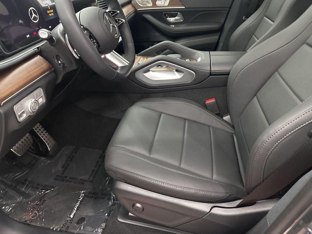 used 2025 Mercedes-Benz GLS 450 car, priced at $96,495