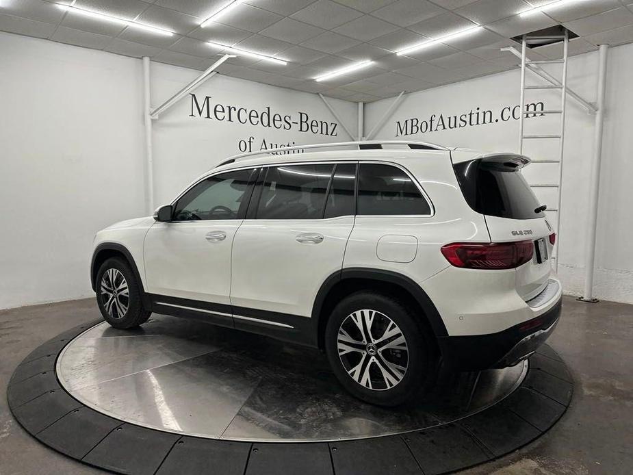 new 2025 Mercedes-Benz GLB 250 car, priced at $48,645