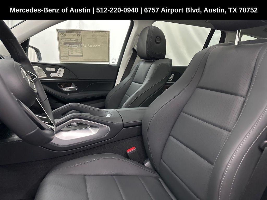 new 2025 Mercedes-Benz GLS 450 car, priced at $92,520