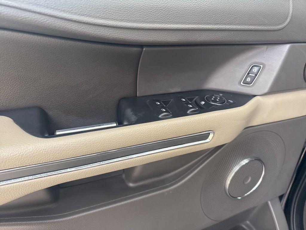 used 2021 Ford Expedition Max car, priced at $22,900