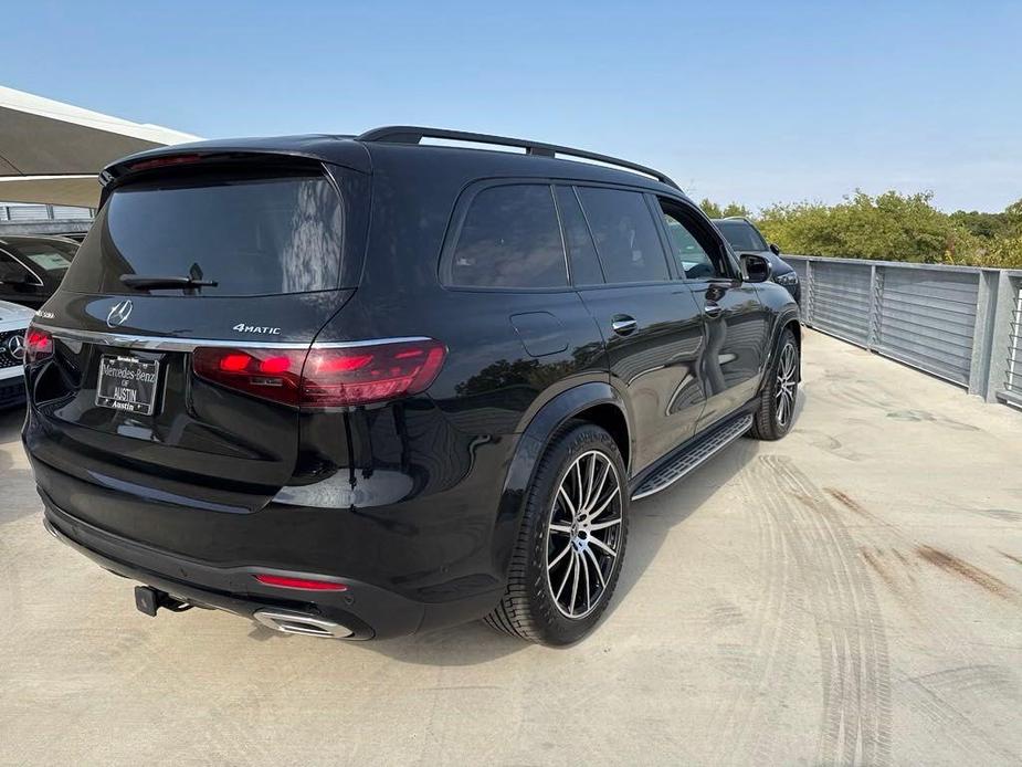 new 2025 Mercedes-Benz GLS 580 car, priced at $120,110