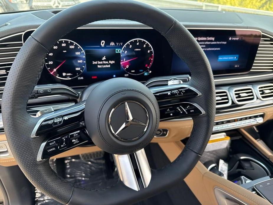 new 2025 Mercedes-Benz GLS 580 car, priced at $120,110