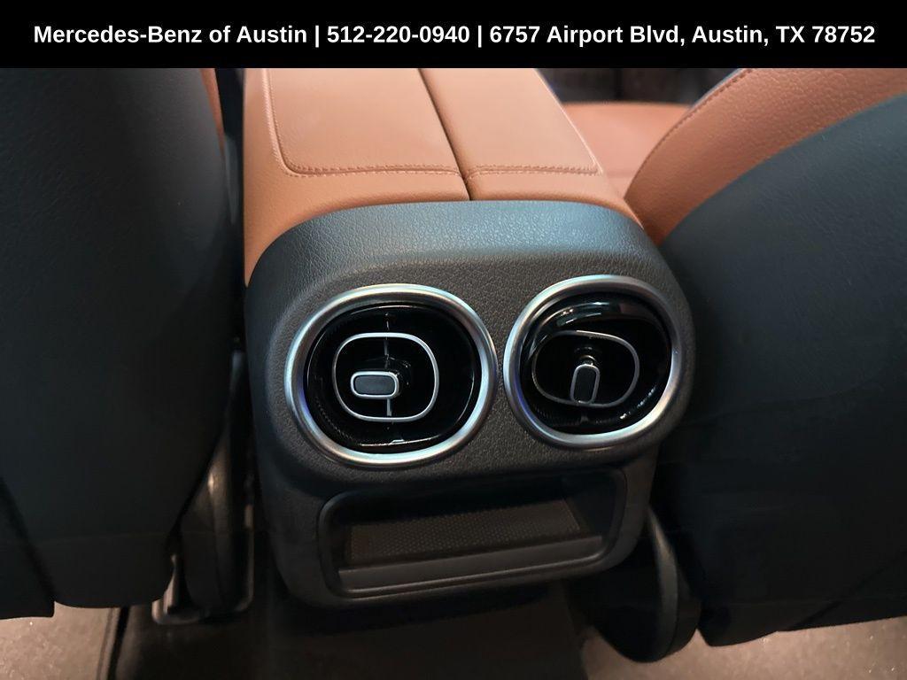 new 2025 Mercedes-Benz GLC 300 car, priced at $68,710