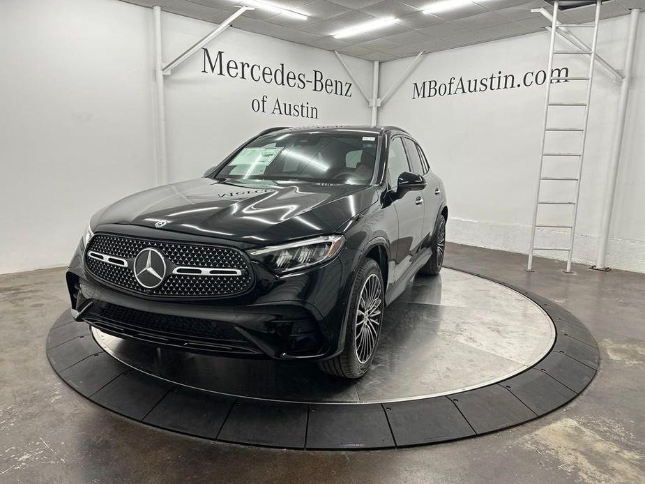 new 2025 Mercedes-Benz GLC 300 car, priced at $60,550