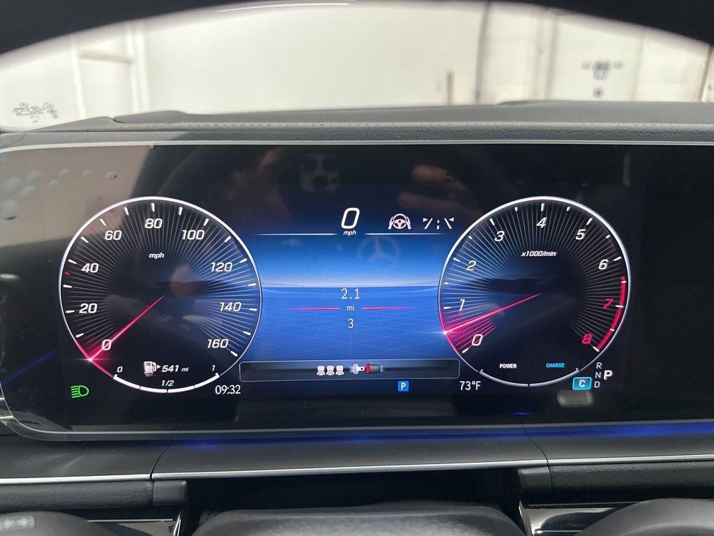 new 2025 Mercedes-Benz GLE 450 car, priced at $85,810