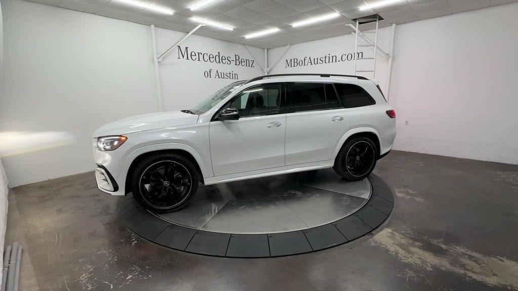 new 2025 Mercedes-Benz GLS 450 car, priced at $103,695