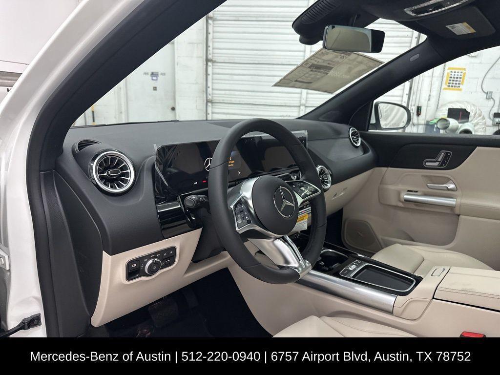 used 2025 Mercedes-Benz GLA 250 car, priced at $48,570