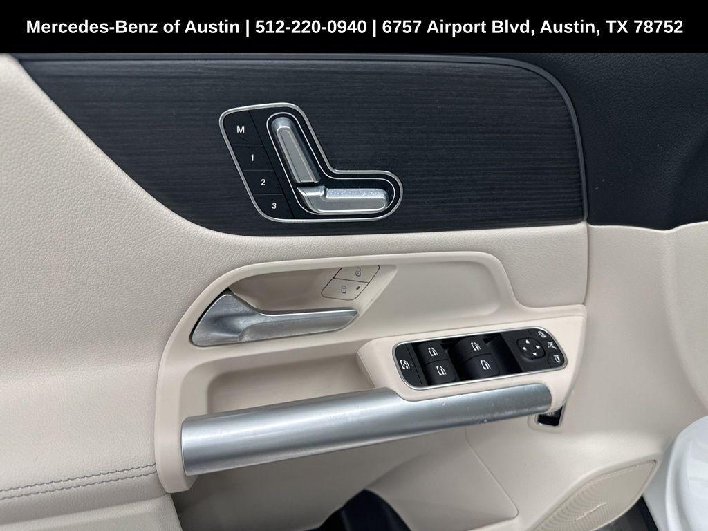 used 2025 Mercedes-Benz GLA 250 car, priced at $48,570