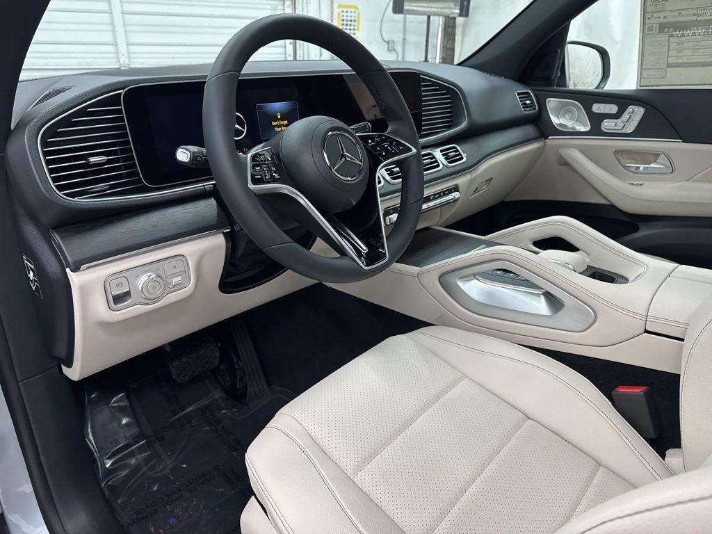 new 2025 Mercedes-Benz GLE 350 car, priced at $69,370