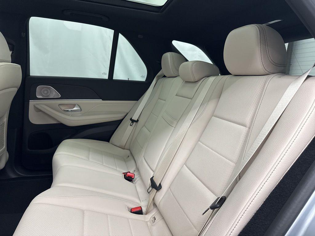 new 2025 Mercedes-Benz GLE 350 car, priced at $69,370