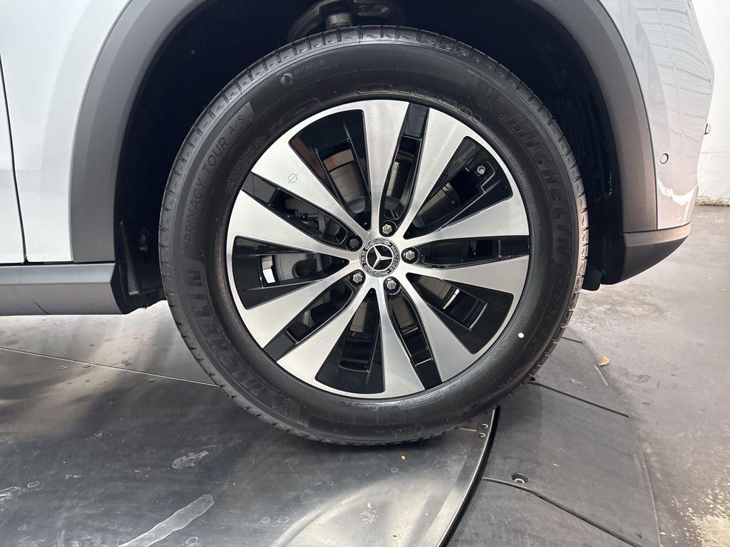new 2025 Mercedes-Benz GLE 350 car, priced at $69,370