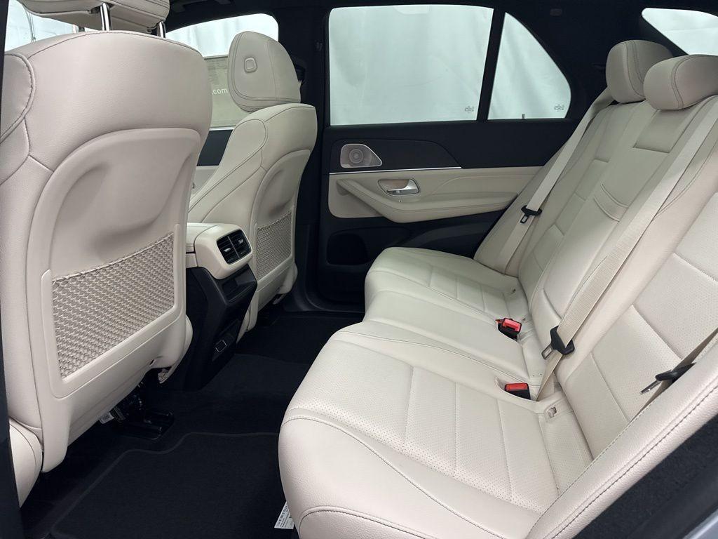 new 2025 Mercedes-Benz GLE 350 car, priced at $69,370