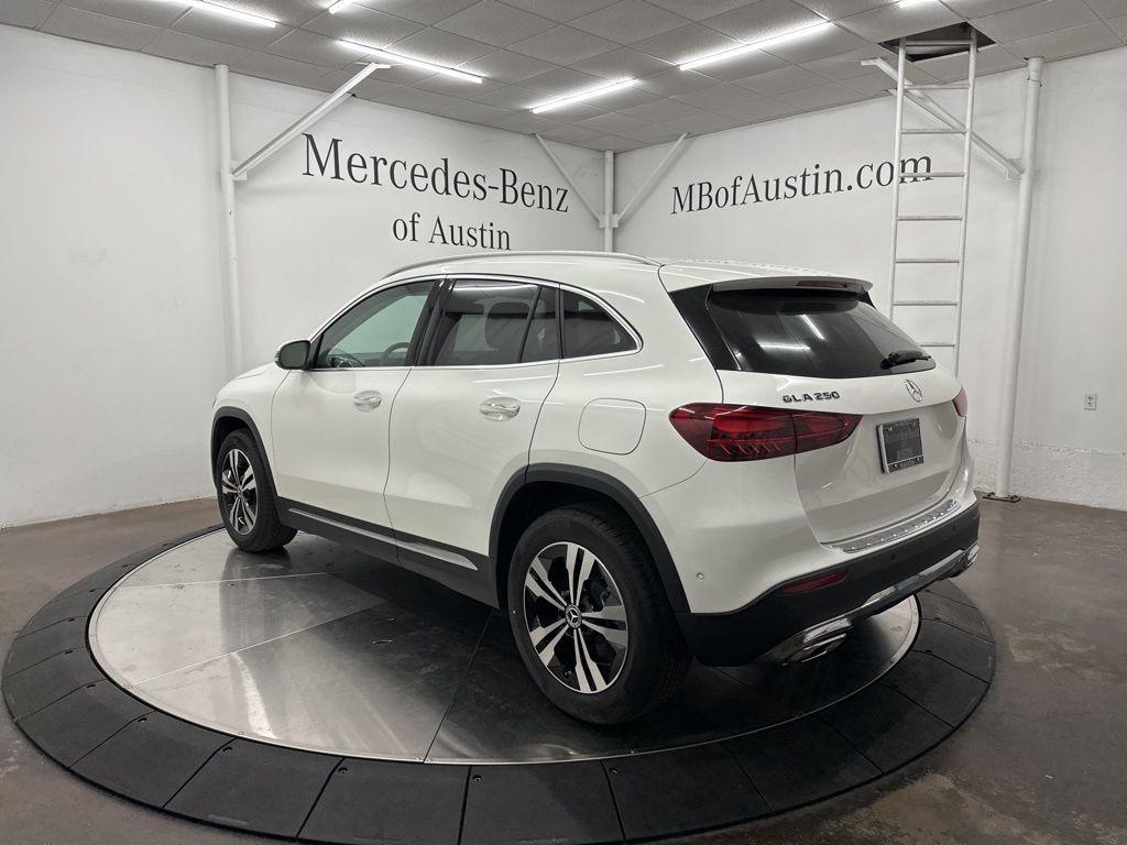 new 2025 Mercedes-Benz GLA 250 car, priced at $44,845