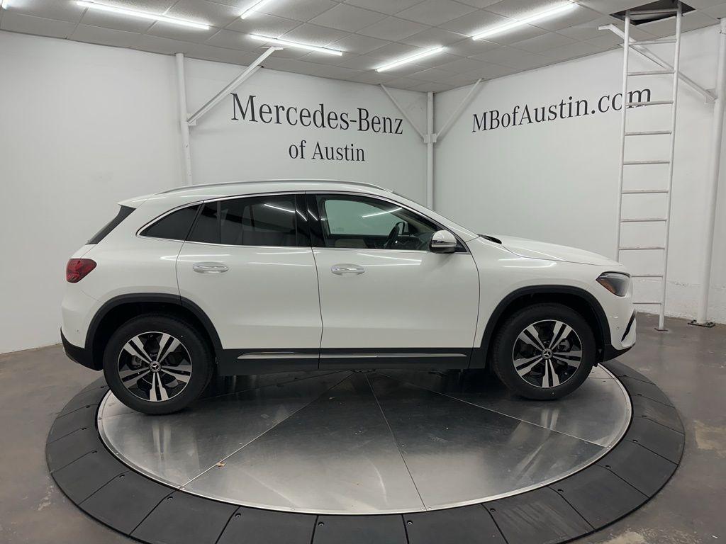 new 2025 Mercedes-Benz GLA 250 car, priced at $44,845