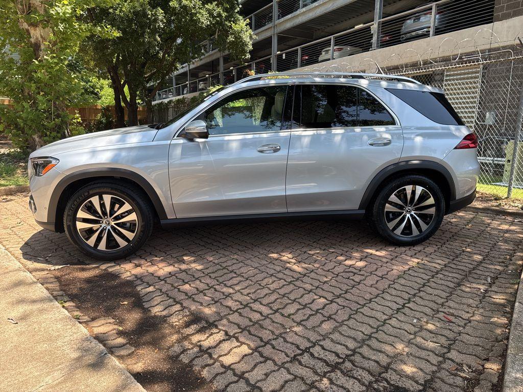new 2025 Mercedes-Benz GLE 350 car, priced at $68,370