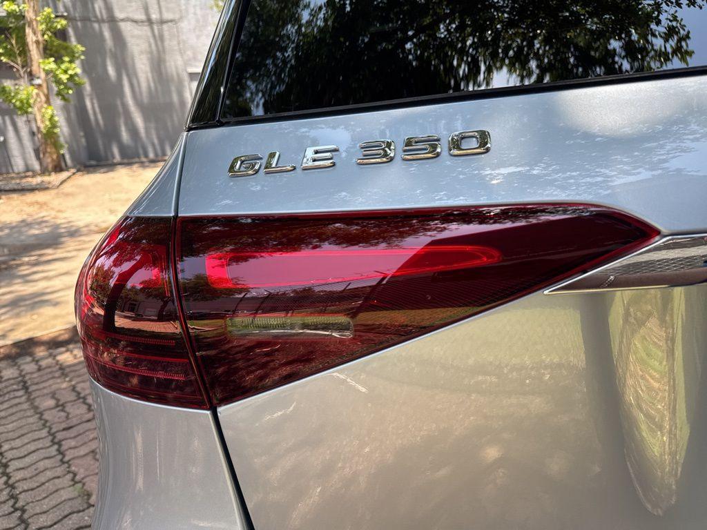 new 2025 Mercedes-Benz GLE 350 car, priced at $68,370