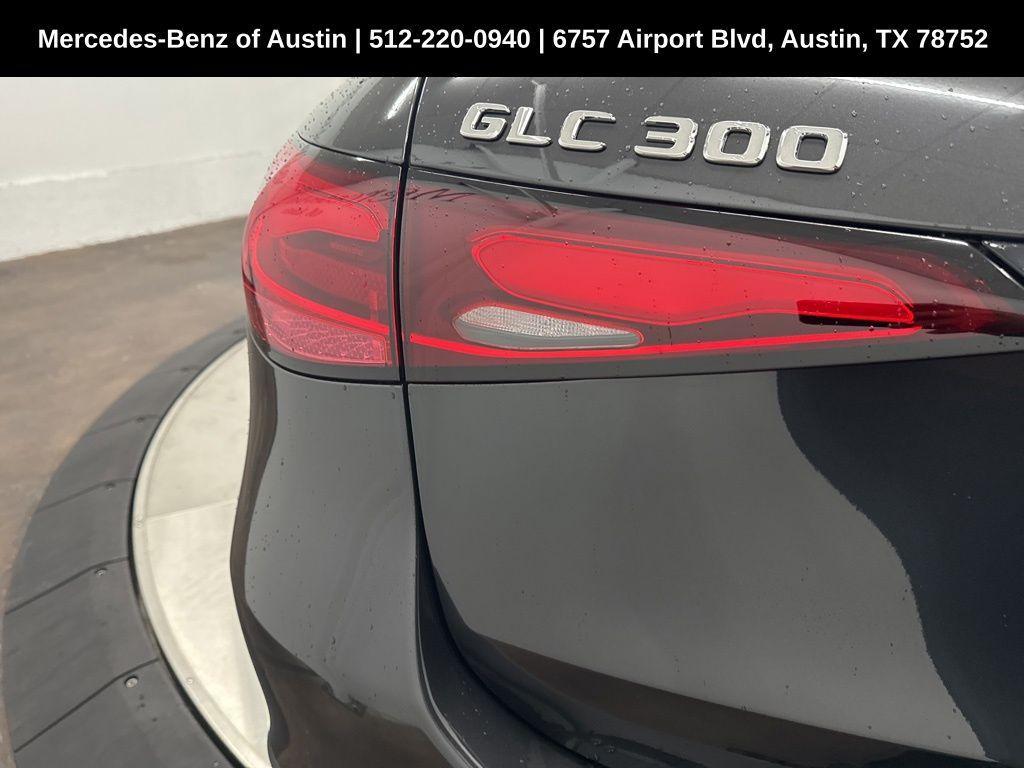 new 2025 Mercedes-Benz GLC 300 car, priced at $59,800