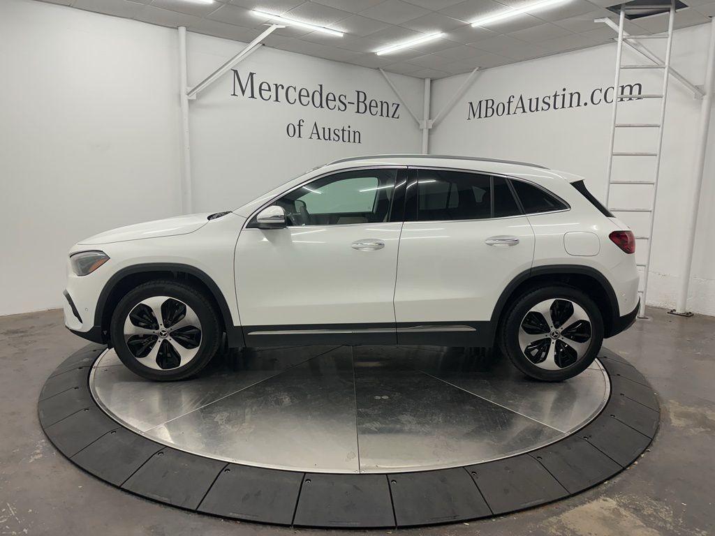 new 2025 Mercedes-Benz GLA 250 car, priced at $48,570