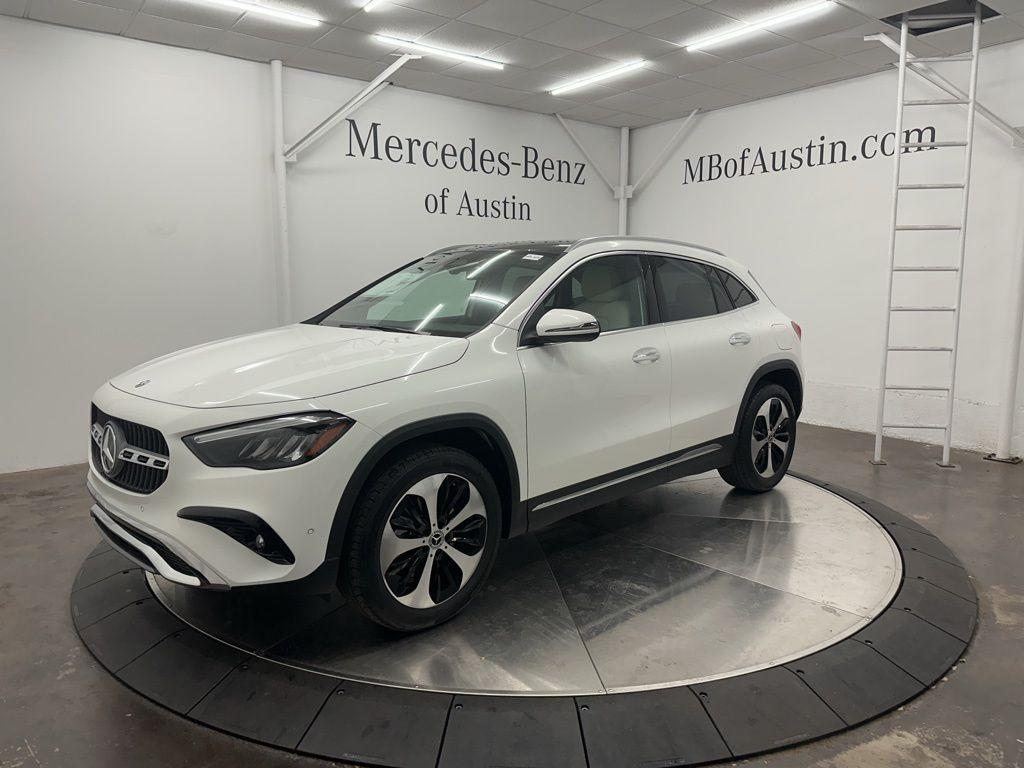 new 2025 Mercedes-Benz GLA 250 car, priced at $48,570