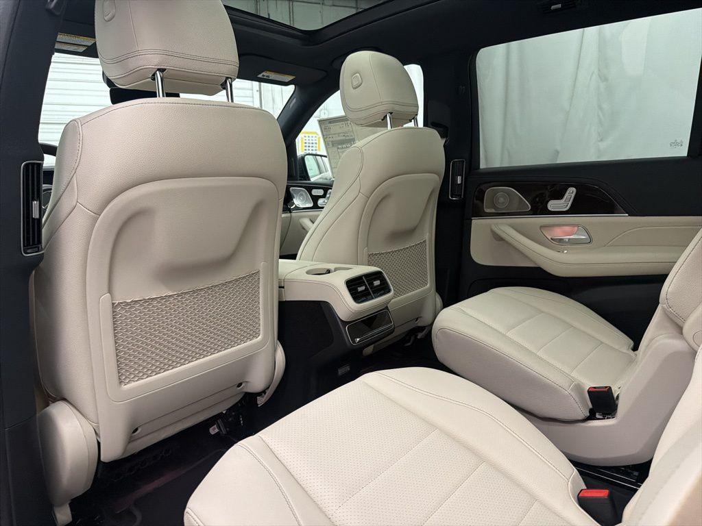 new 2026 Mercedes-Benz GLS 450 car, priced at $100,870