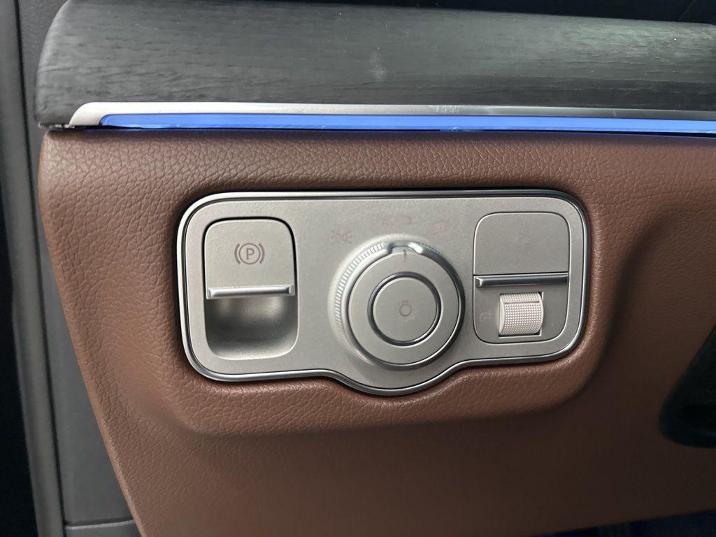 new 2026 Mercedes-Benz GLS 450 car, priced at $92,930