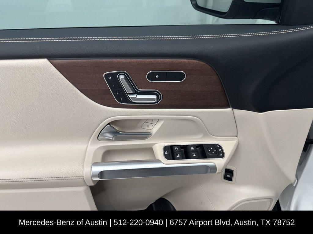 used 2023 Mercedes-Benz GLB 250 car, priced at $29,500