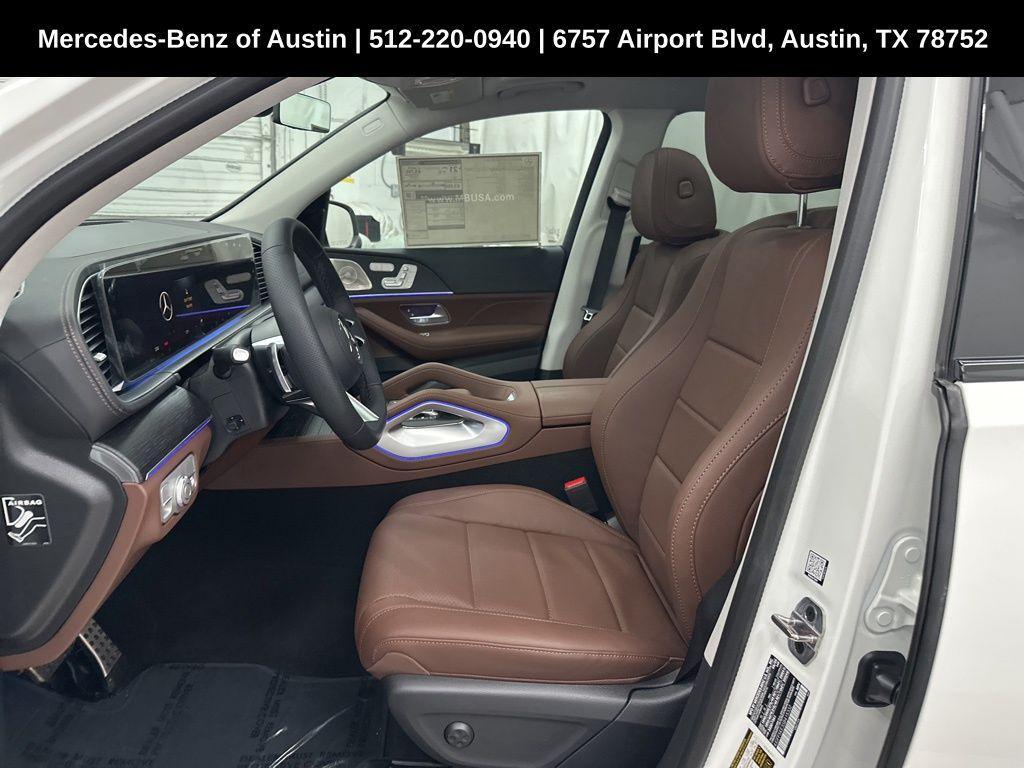 new 2025 Mercedes-Benz GLS 450 car, priced at $96,105