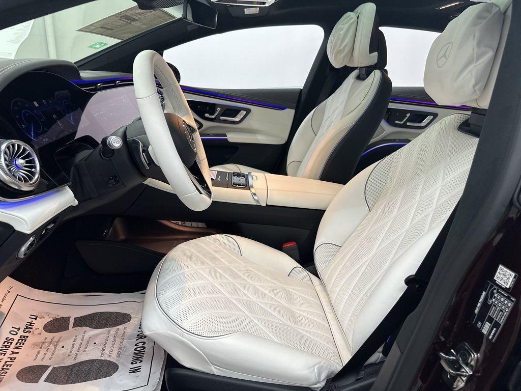 new 2024 Mercedes-Benz EQS 580 car, priced at $131,175