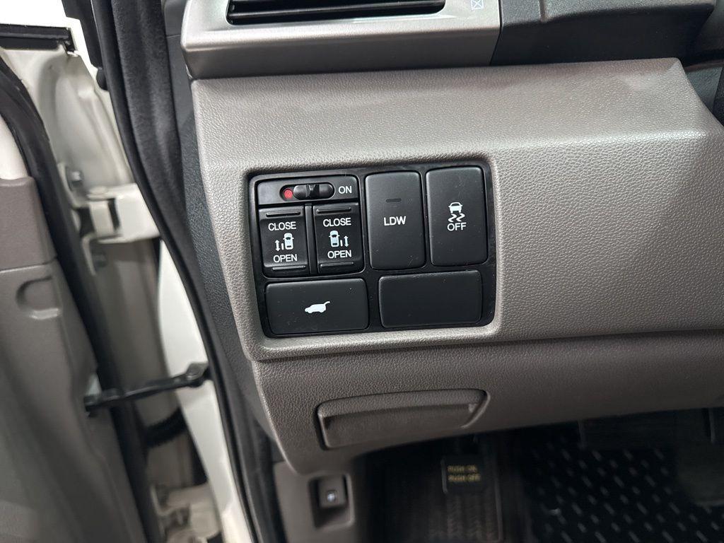 used 2016 Honda Odyssey car, priced at $15,700
