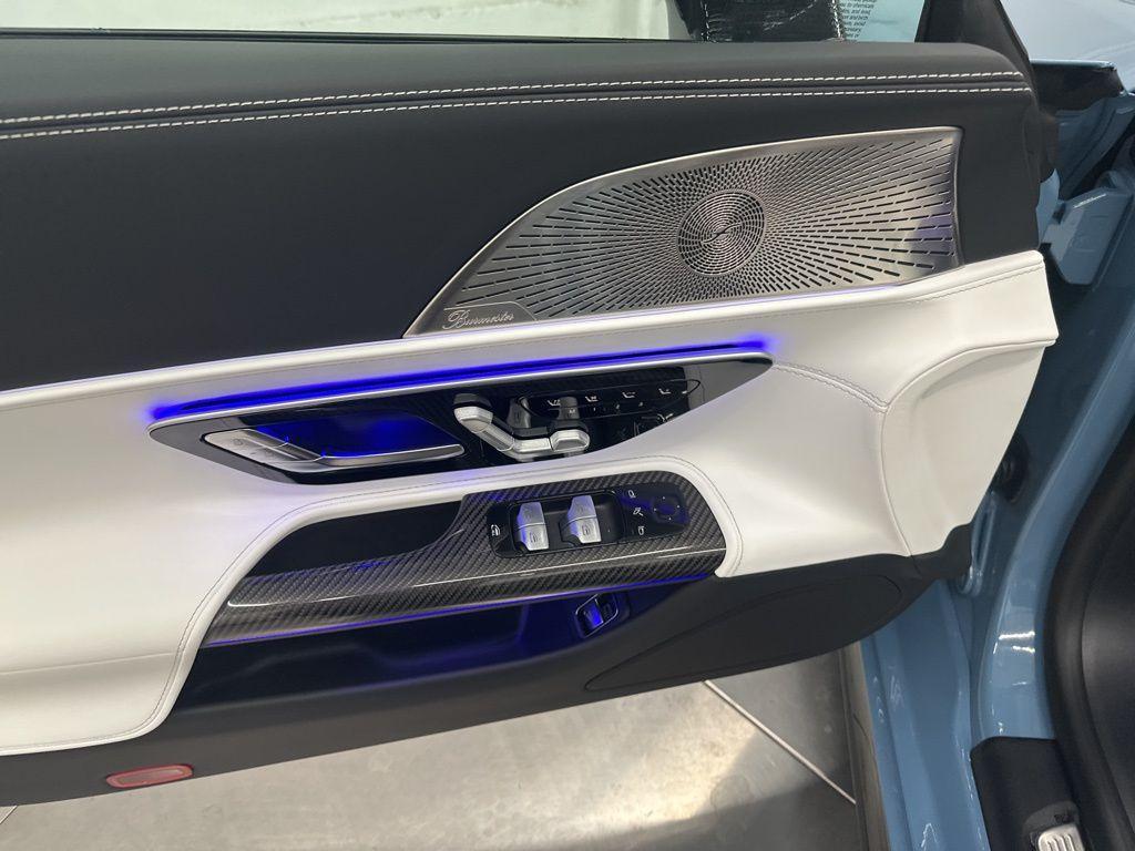 new 2026 Mercedes-Benz AMG SL 55 car, priced at $179,820