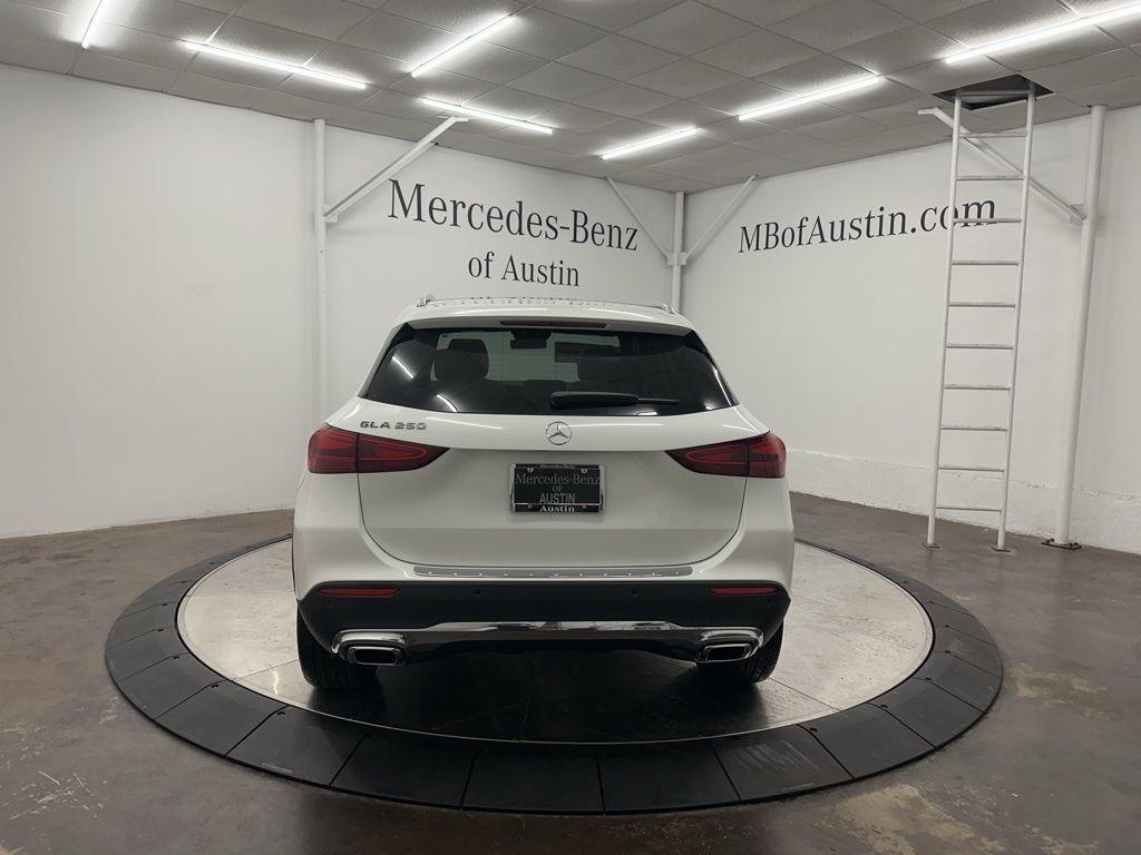 new 2025 Mercedes-Benz GLA 250 car, priced at $48,570