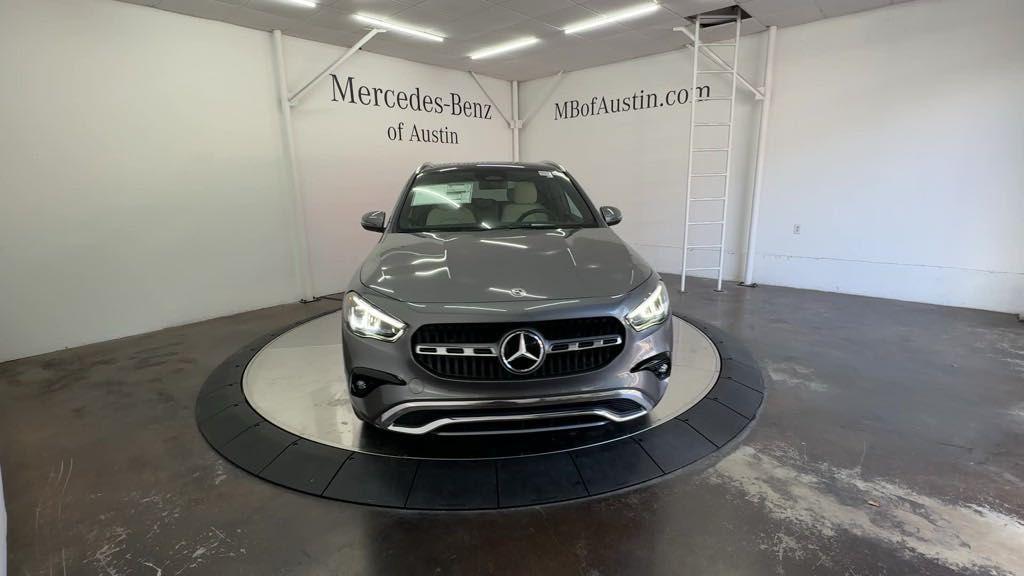 new 2025 Mercedes-Benz GLA 250 car, priced at $49,960