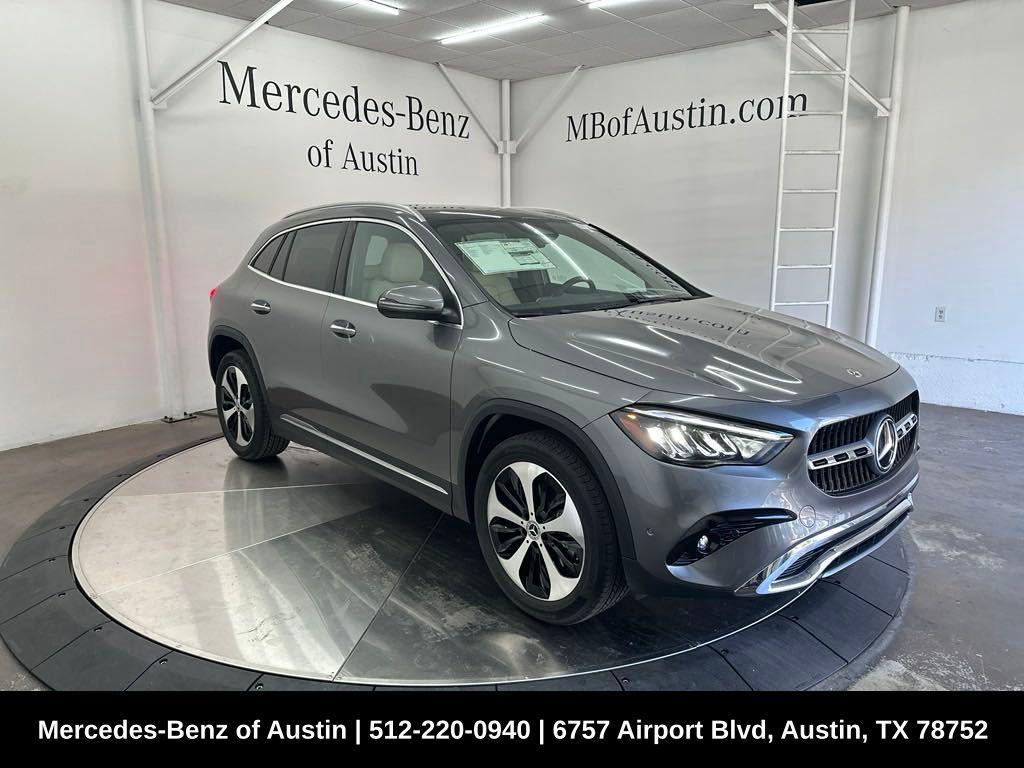 new 2025 Mercedes-Benz GLA 250 car, priced at $49,960