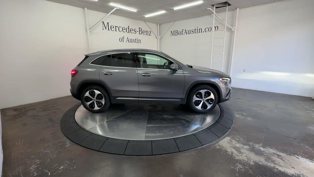 new 2025 Mercedes-Benz GLA 250 car, priced at $49,960