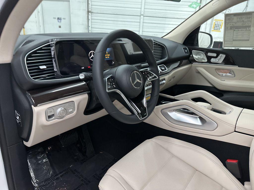 new 2025 Mercedes-Benz GLE 450e car, priced at $78,560