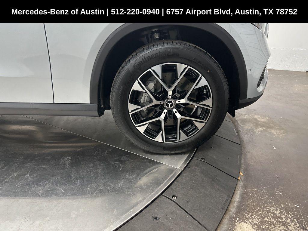new 2025 Mercedes-Benz GLC 350e car, priced at $68,510