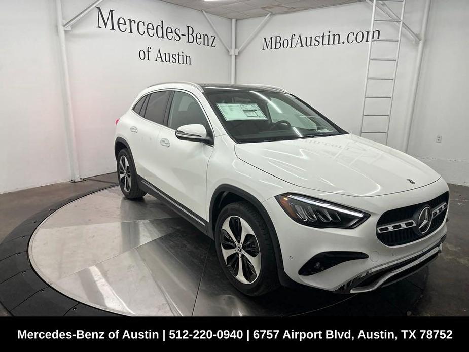 new 2024 Mercedes-Benz GLA 250 car, priced at $45,818