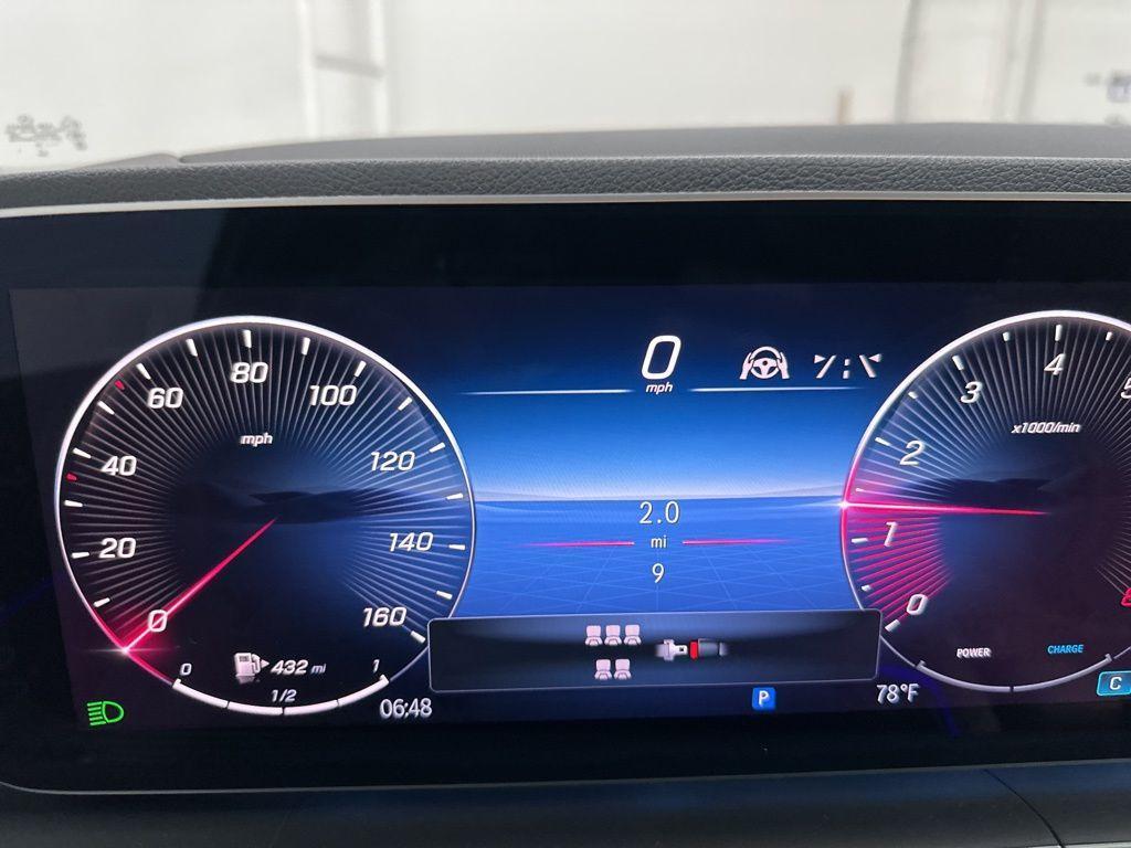 new 2025 Mercedes-Benz GLE 450 car, priced at $84,840