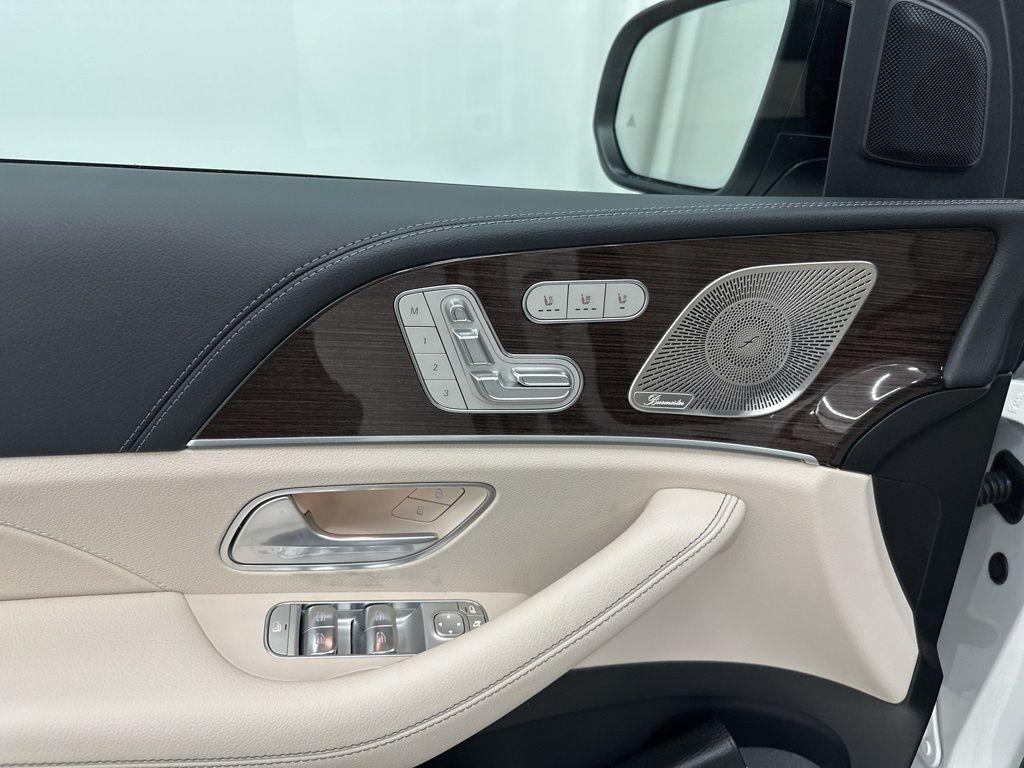 new 2026 Mercedes-Benz GLS 450 car, priced at $98,035