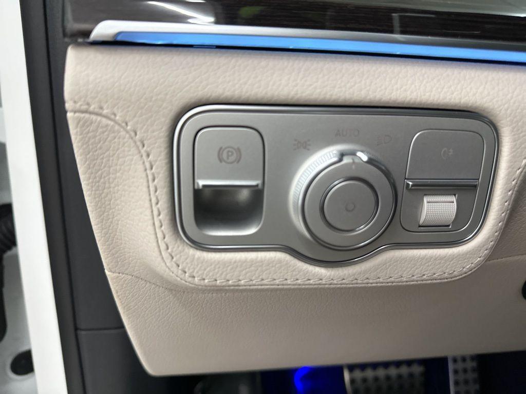 new 2026 Mercedes-Benz GLS 450 car, priced at $98,035