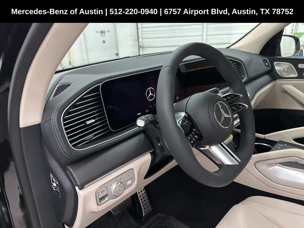 new 2025 Mercedes-Benz GLS 450 car, priced at $96,870